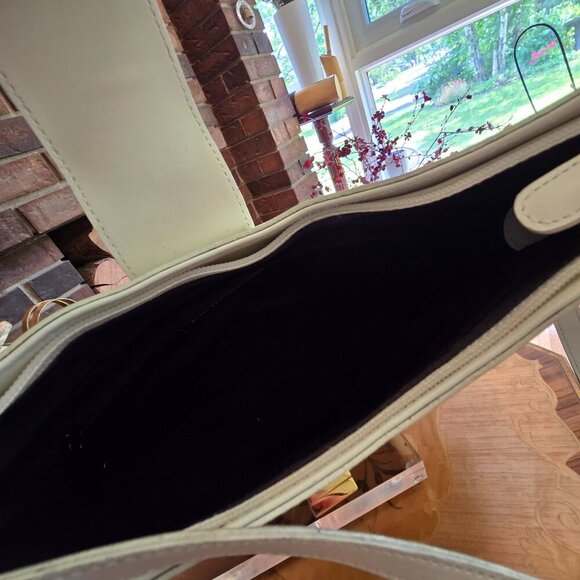 Town Shoes - Nautical Vintage White Leather & Navy Fabric Shoulder Bag​ - Picture 7 of 14